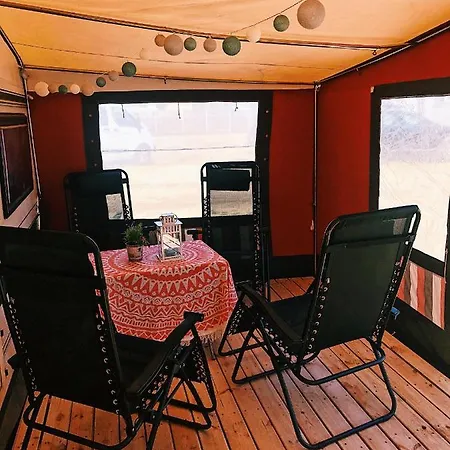 Przyczepa Molo Surf Camping *